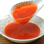Mesin pengemas saus cabai otomatis